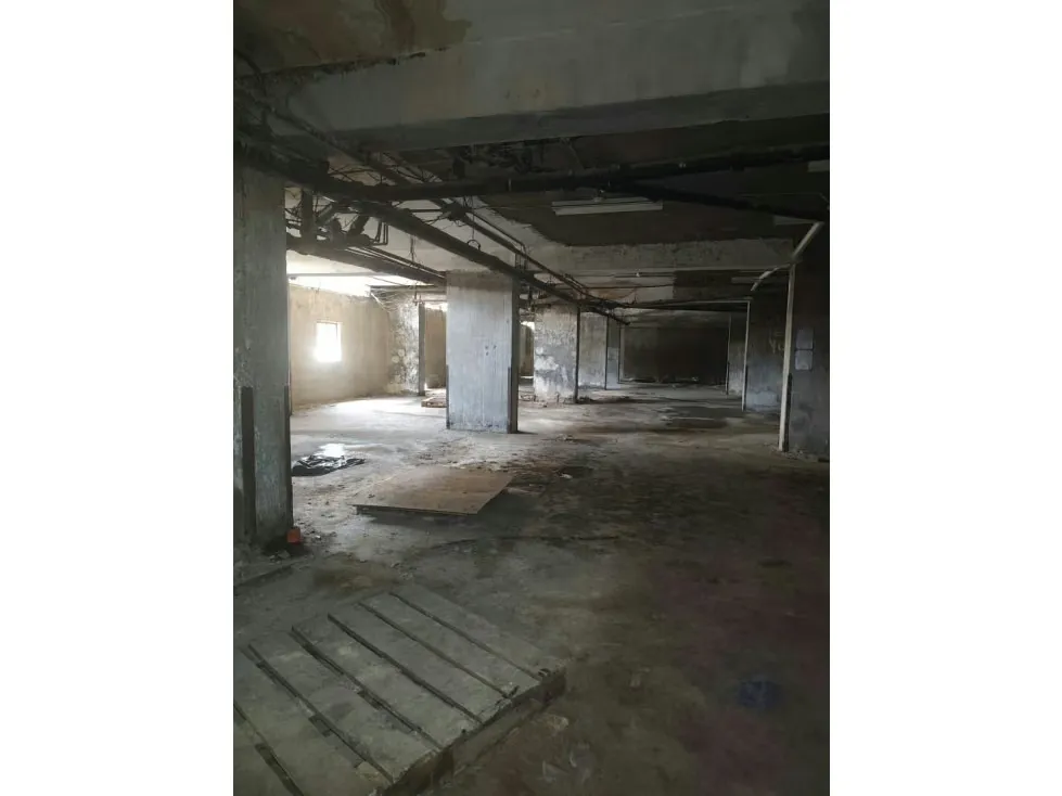 Local Comercial en Venta, Av. San Martín 158264SA 2500M2 - 4