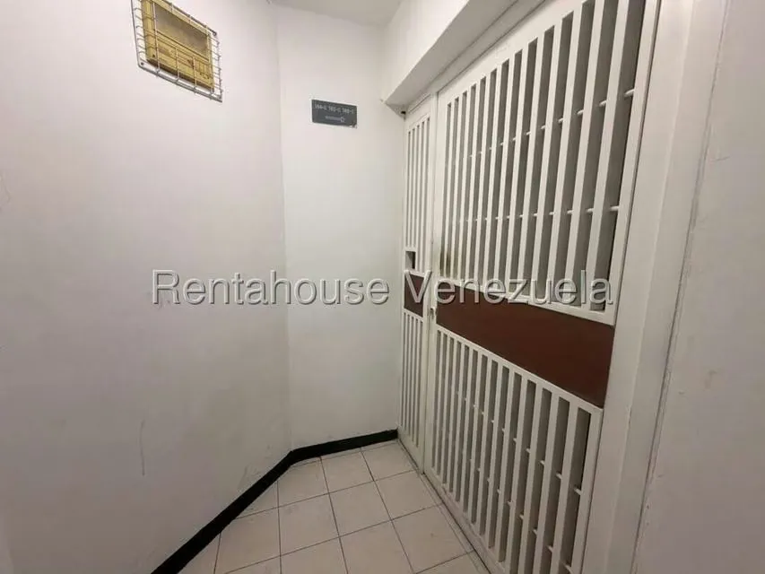 Apartamento (1 Nivel) en Venta en Parroquia La Candelaria, Distrito Metropolitano - 7