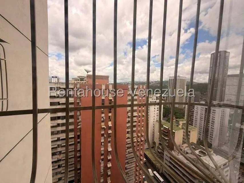 Apartamento (1 Nivel) en Venta en Parroquia La Candelaria, Distrito Metropolitano - 9
