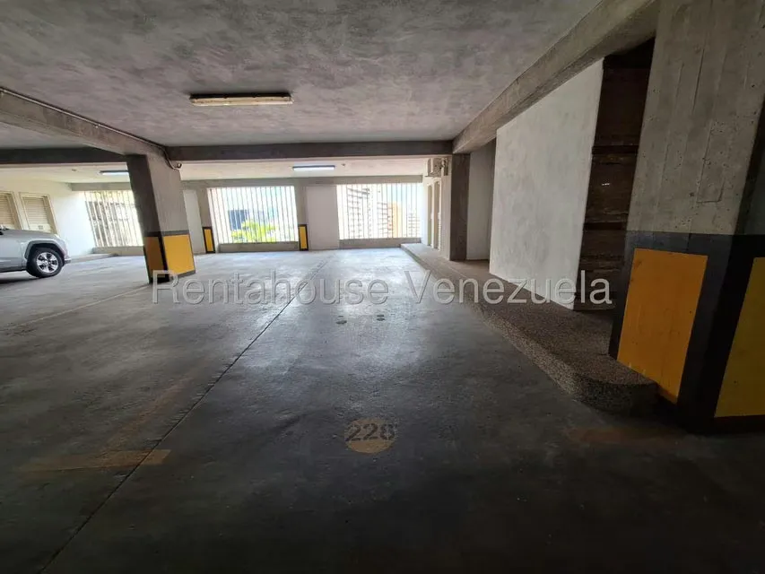 Apartamento (1 Nivel) en Venta en Lomas de Las Mercedes, Distrito Metropolitano - 17
