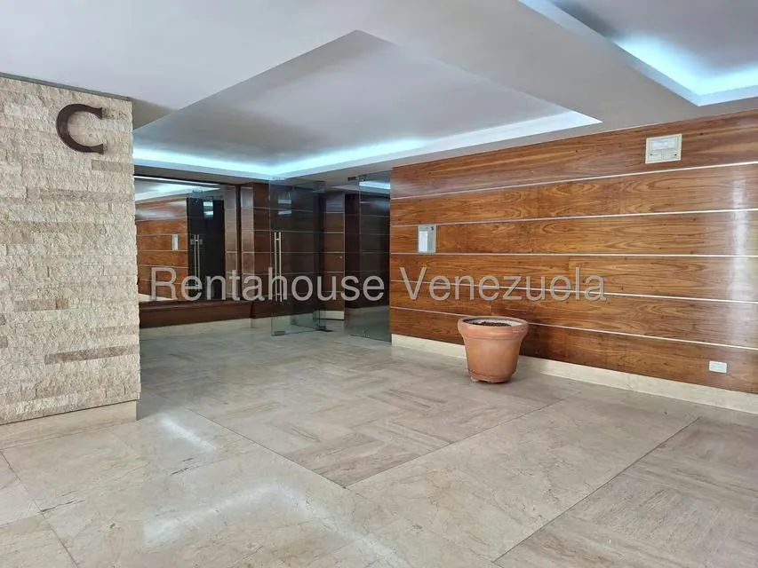 Apartamento (1 Nivel) en Venta en Lomas de Las Mercedes, Distrito Metropolitano - 8
