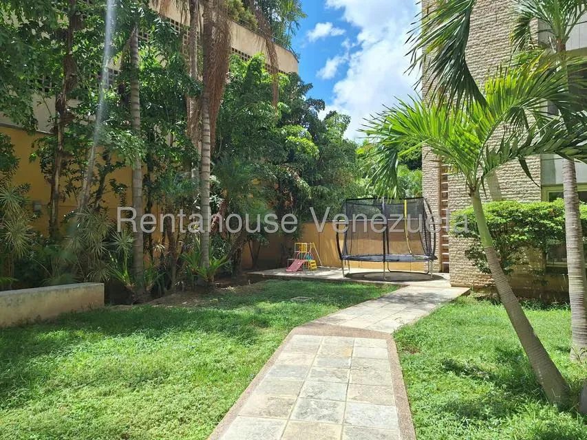 Apartamento (1 Nivel) en Venta en Lomas de Las Mercedes, Distrito Metropolitano - 9