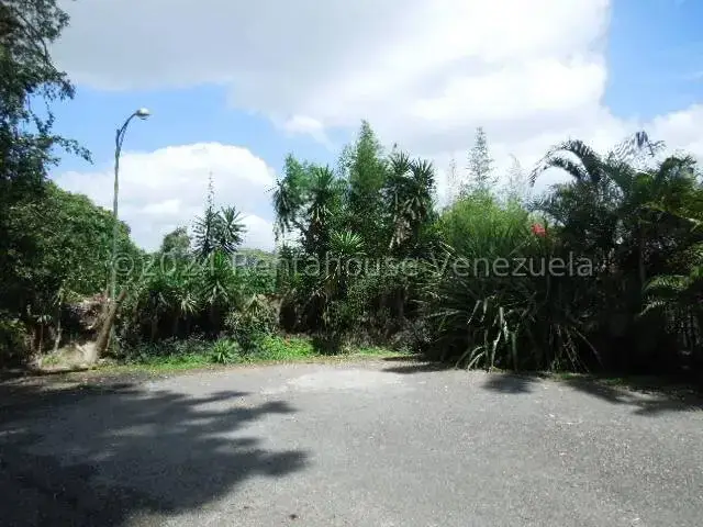 Terreno (Residencial) en Venta en Tusmare, Distrito Metropolitano