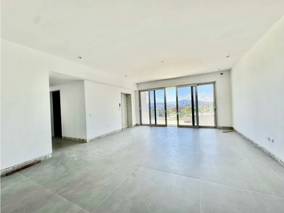 Se vende apto 337m2 4h+s+ch/6b/4p Altamira - 3