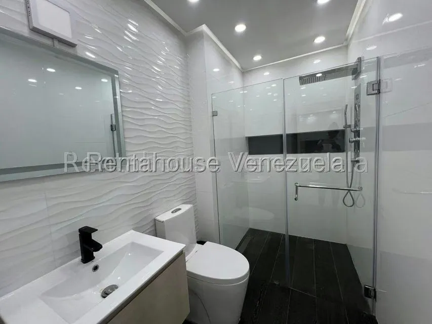 Apartamento (1 Nivel) en Alquiler en Campo Alegre, Distrito Metropolitano - 7
