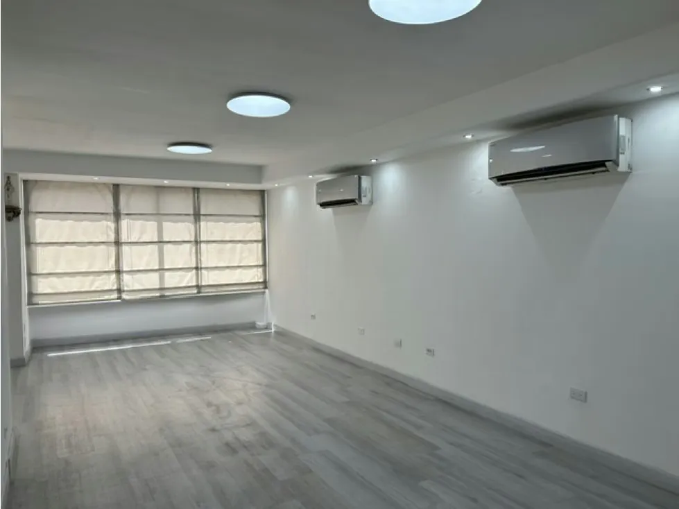 Oficina de 55 mt. en Alquiler en Chacao - 2
