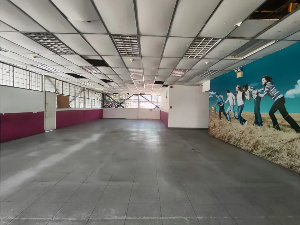 Edificio Industrial en Venta Boleita 3200mts - 14