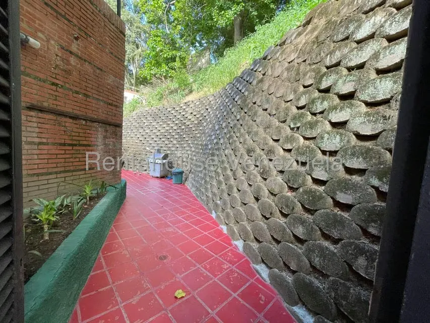 Casa (Multipes Niveles) en Venta en Corralito, Distrito Metropolitano - 33