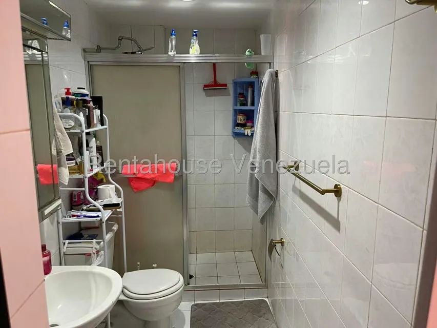 Casa (Multipes Niveles) en Venta en Corralito, Distrito Metropolitano - 36