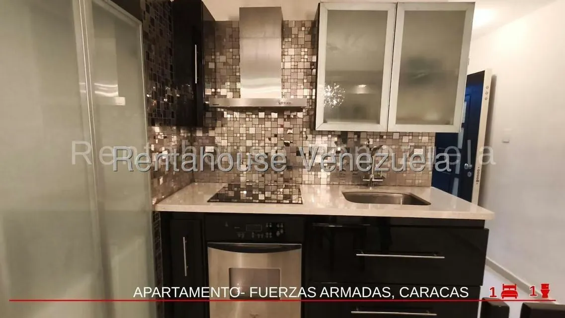 Apartamento (Multiples Niveles) en Venta en Parroquia La Candelaria, Distrito Metropolitano - 3