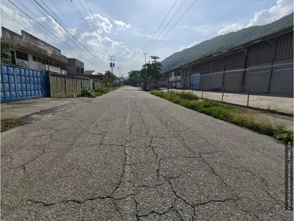 GALPON INDUSTRIAL 2.500 M2 | ZI ESTE GUARENAS | ANDEN DE CAGA - 3