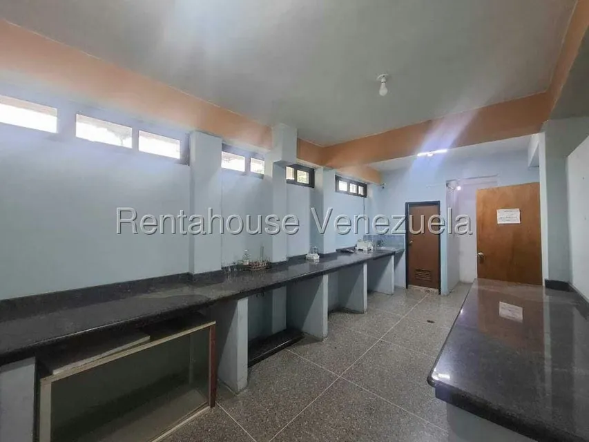 Local Comercial en Alquiler en Centro, Lara - 12