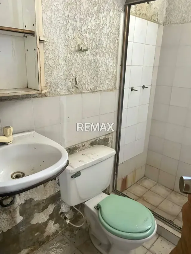 En venta casa para remodelar ubicada en la Urb. Valle Hondo. Cabudare - 5