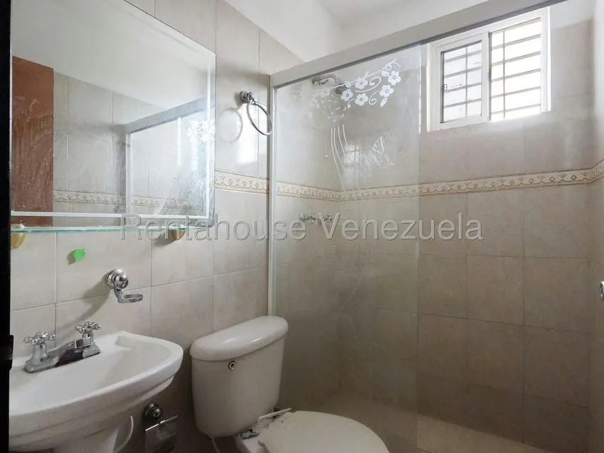Casa (Duplex) en Venta en Ciudad Roca, Lara - 11