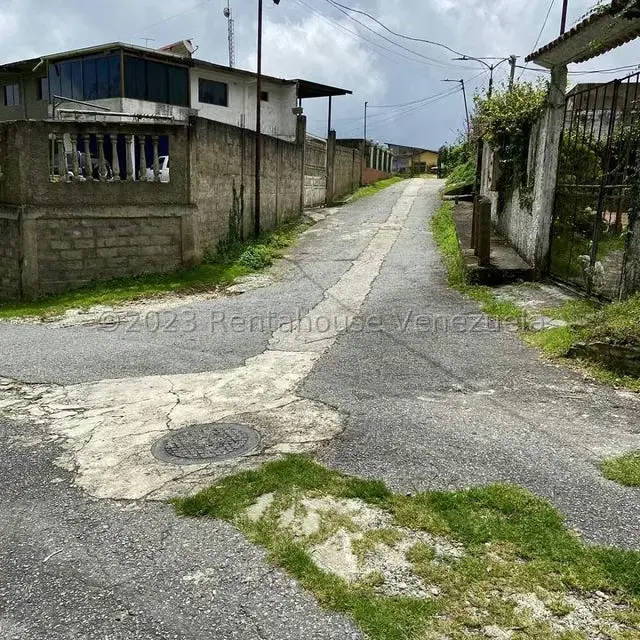 Terreno (Finca) en Venta en El Junquito, Distrito Metropolitano - 3