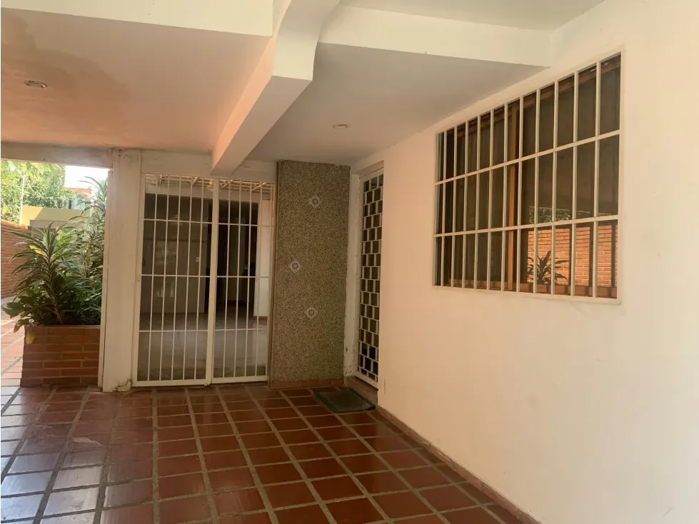 Se Vende Casa en la Urbanización Colinas de Santa Mònica - 3