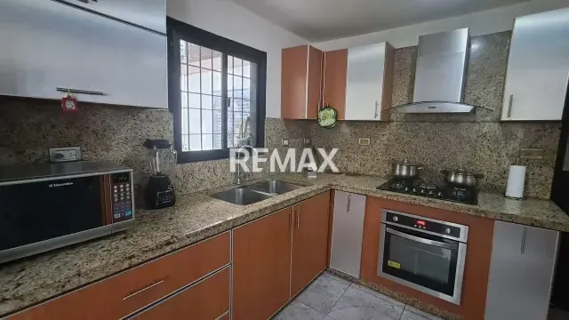 VENDO CASA EN ALTOS DE LA GALERA - 6