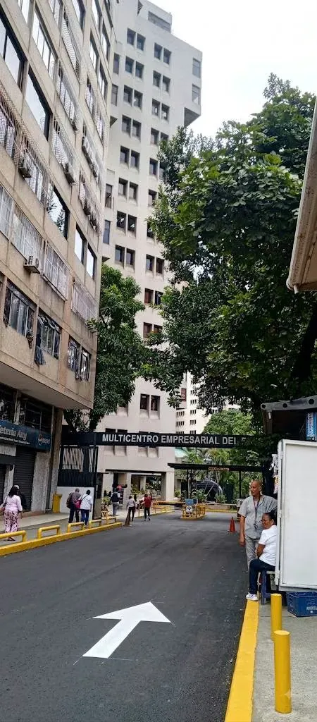 ¡Oportunidad para proyectar tu empresaa tu medida! ​Oficina En Alquiler Chacao - 2