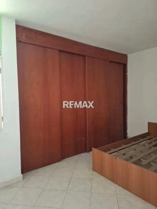 En alquiler cómoda y espaciosa casa unifamiliar de dos plantas. Urb Tiuna - 8