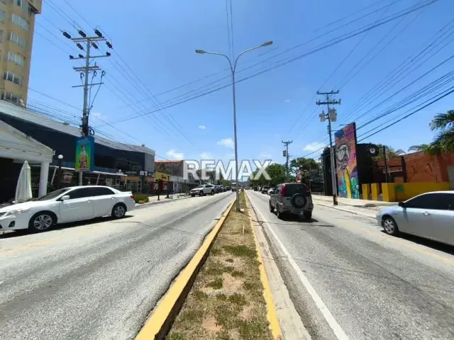 APARTAMENTO MODERNO EN URBANIZACIÓN PLAYA EL ANGEL EN RESD. GARDEN PLAZA - 3