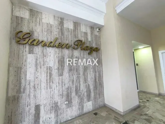 APARTAMENTO MODERNO EN URBANIZACIÓN PLAYA EL ANGEL EN RESD. GARDEN PLAZA - 5