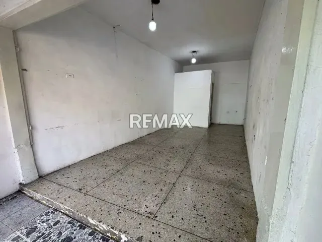 Se alquila local Comercial cerca de Parque Aragua - 3