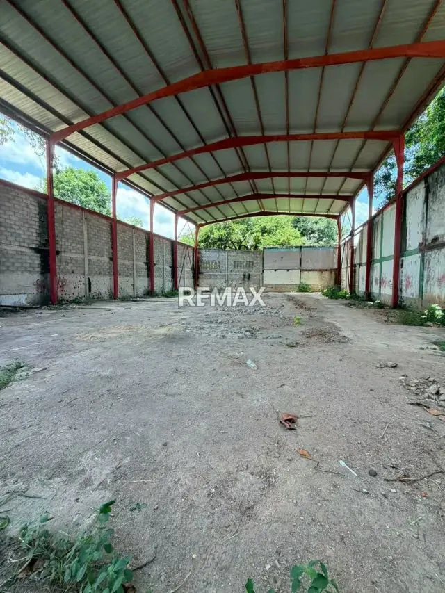 EN VENTA TERRENO CON ESTRUCTURA PARA GALPÓN Y OFICINAS OPORTUNIDAD DE INVERSIÓN EN EL CORAZÓN DE MARACAY! - 4