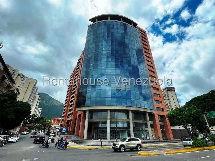 Oficina en Venta en Los Dos Caminos, Distrito Metropolitano