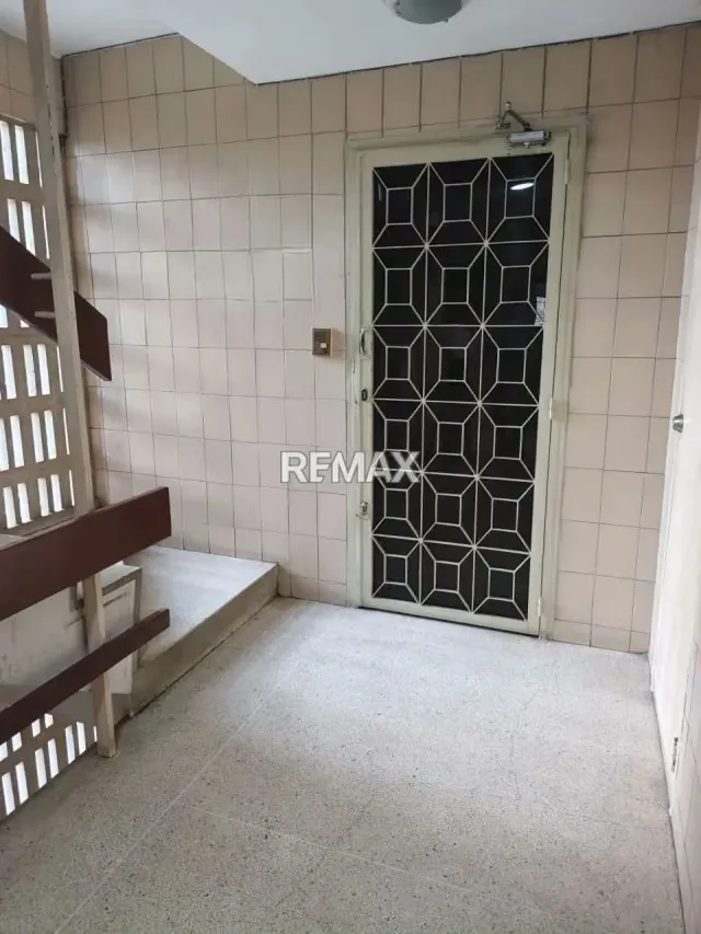 Local Comercial ideal para Oficina o Consultorio Medico en venta en Caracas - 5
