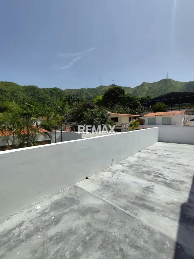 VENTA DE IMPONENTE CASA EN EL TRIGAL CENTRO - 17