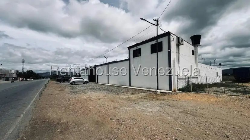 Terreno (Comercial) en Venta en Parroquia Tamaca, Lara
