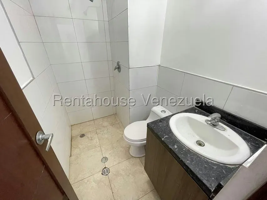 Apartamento (Multiples Niveles) en Venta en Colinas del Viento, Lara - 18