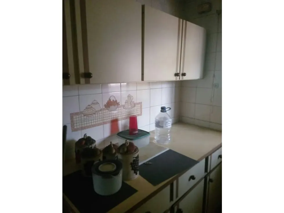 Vendo/alquilo edificio 860m2 El Cementerio 4679 - 13