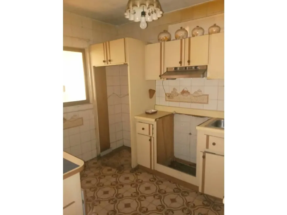 Vendo/alquilo edificio 860m2 El Cementerio 4679 - 10