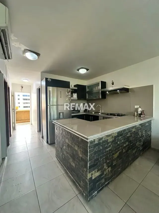 EN VENTA APARTAMENTO EN URBANISMO PRIVADO LA COLINA - 5