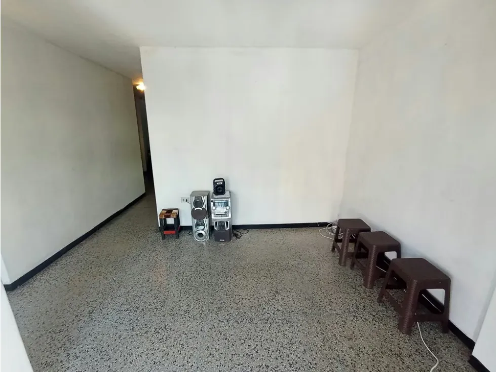CASA COMERCIAL EN ALQUILER EN CATIA - 3