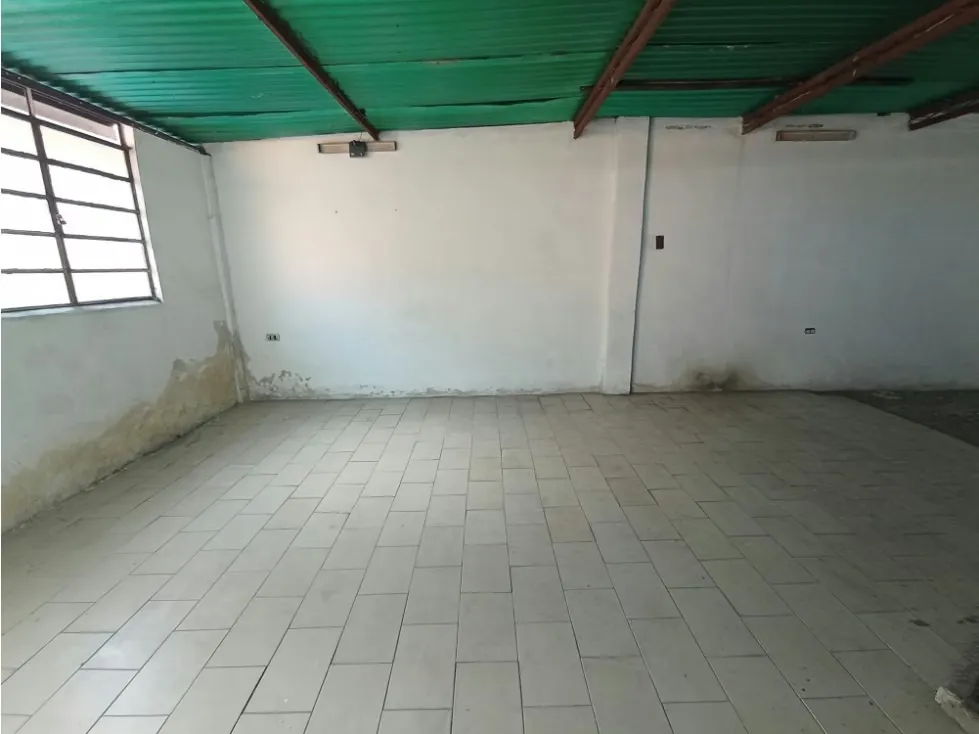 CASA COMERCIAL EN ALQUILER EN CATIA - 7
