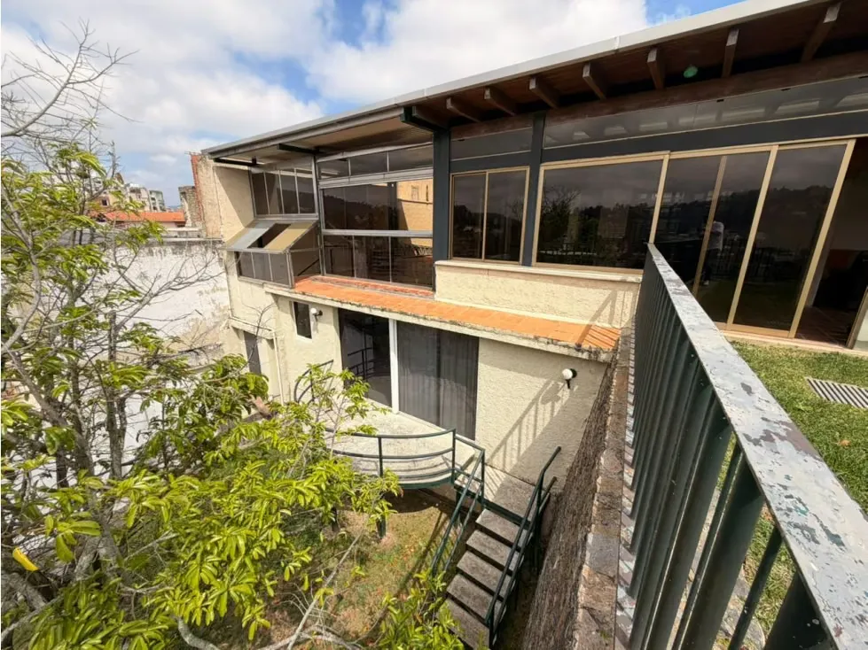 Se vende Casa 350m² 4h+s/4.5b+s/8p Los Naranjos del Cafetal - 2