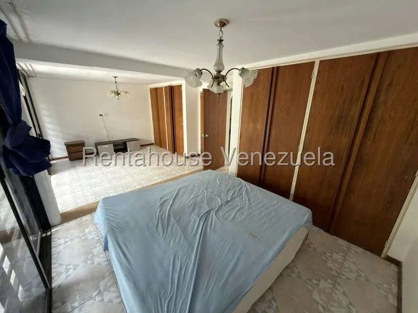 Townhouse (Multiples Niveles) en Alquiler en La Boyera, Distrito Metropolitano - 14