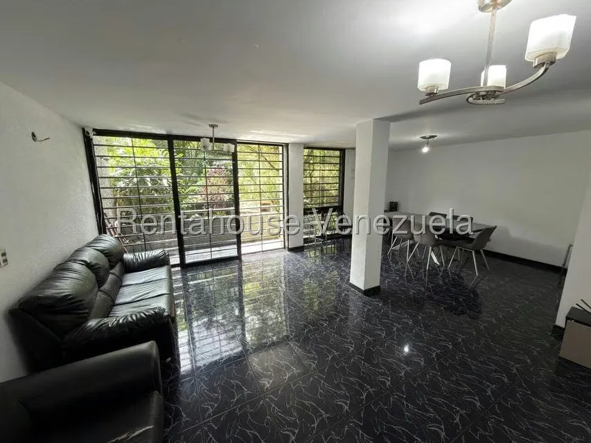 Townhouse (Multiples Niveles) en Alquiler en La Boyera, Distrito Metropolitano - 5