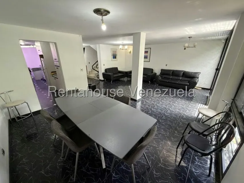 Townhouse (Multiples Niveles) en Alquiler en La Boyera, Distrito Metropolitano - 7