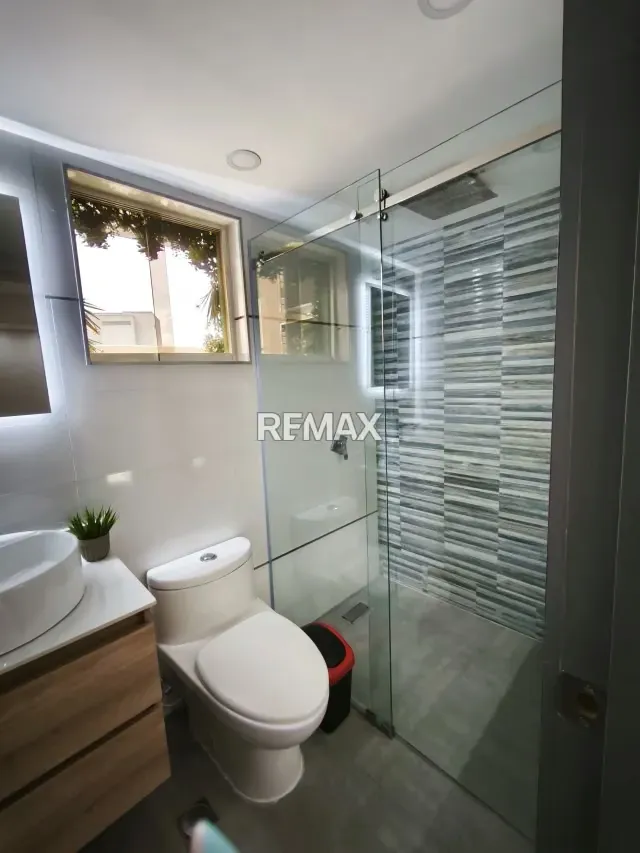 APARTAMENTO REMODELADO RES. SAN GABRIEL 2 - 15