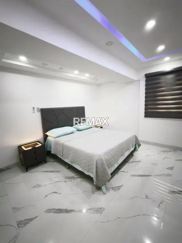 APARTAMENTO REMODELADO RES. SAN GABRIEL 2 - 18