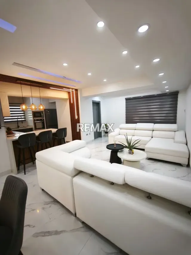 APARTAMENTO REMODELADO RES. SAN GABRIEL 2 - 5