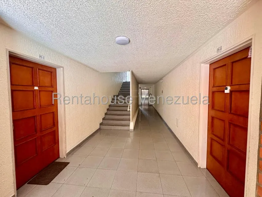 Apartamento (1 Nivel) en Alquiler en Avenida Ferro Tamayo, Tachira - 6