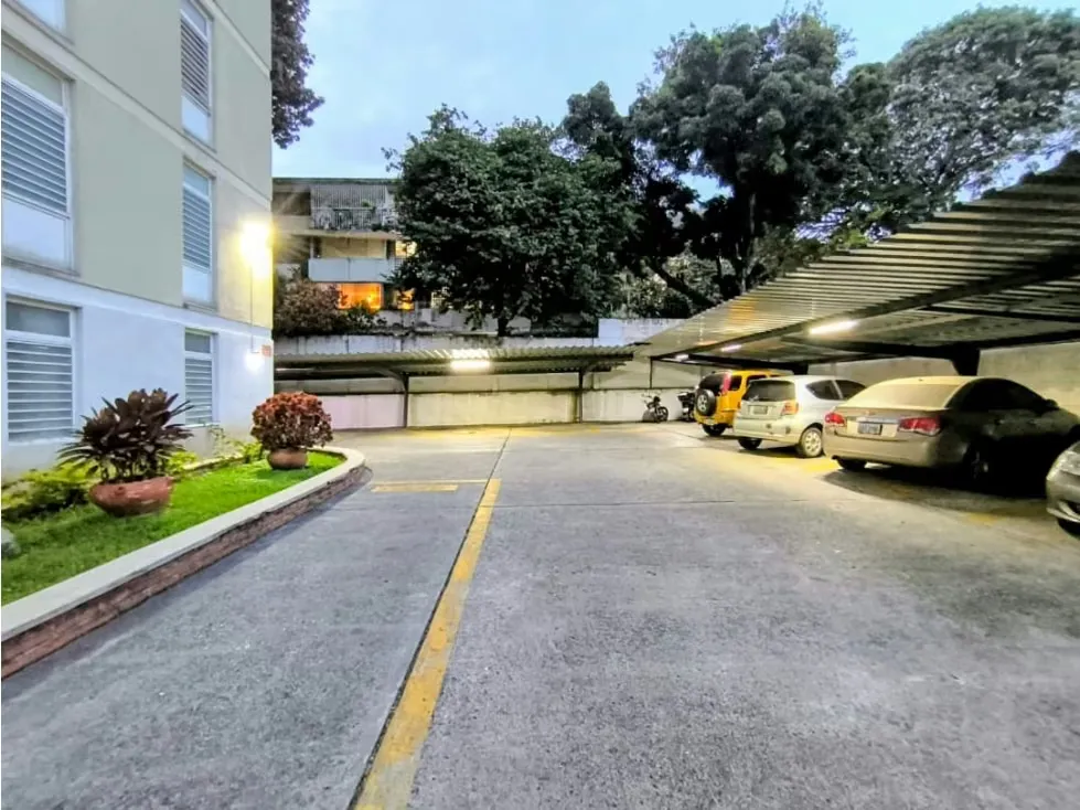 Se Alquila PH 189m² 3h/ 3b/ 2e Santa Eduvigis - 18