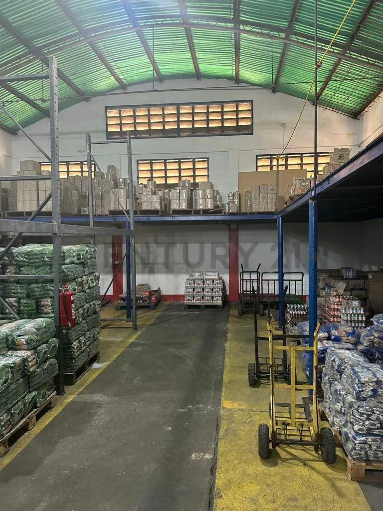 Galpon comercial en Av. Principal Sierra Maestra, Puerto la Cruz. - 8