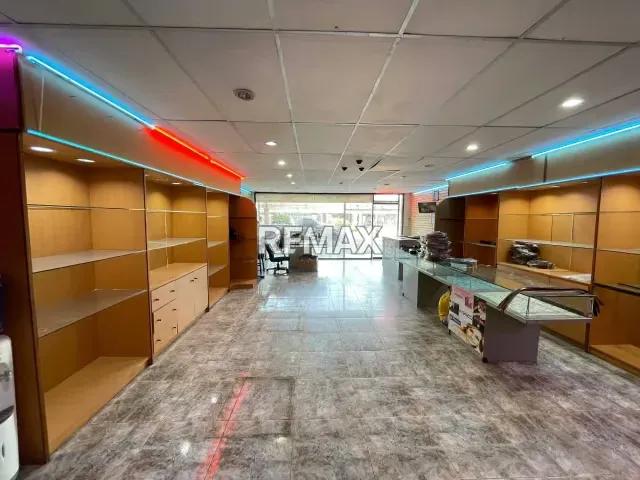 LOCAL COMERCIAL EN LA AVENIDA SANTIAGO MARIÑO, CENTRO COMERCIAL LA GAVIOTA - 7