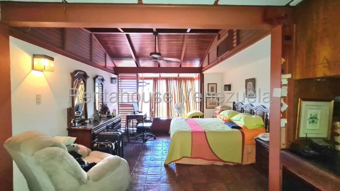 Casa (Multipes Niveles) en Venta en Colinas de Los Ruices, Distrito Metropolitano - 17