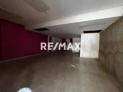 Local Comercial en el Centro de Punto Fijo